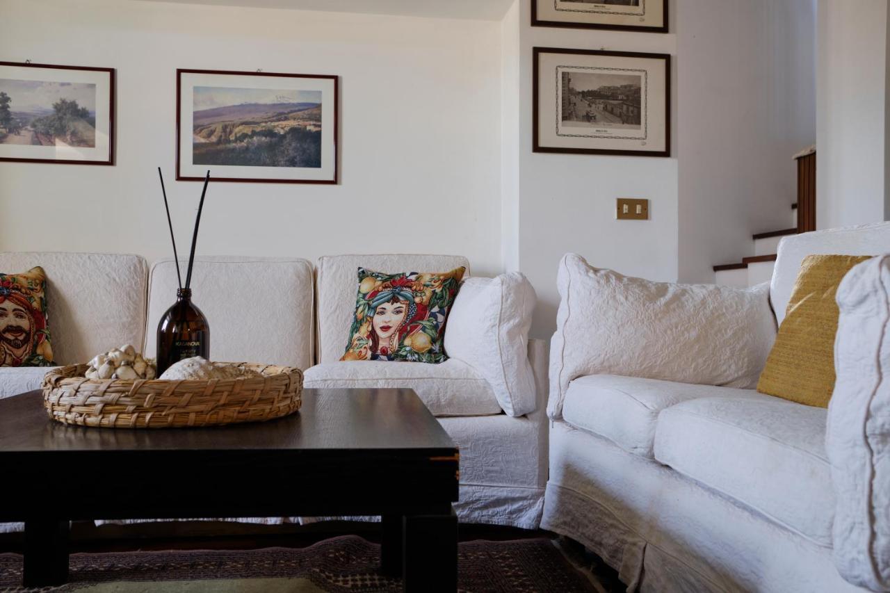 Attico Con Terrazza Sul Porto Apartment Палермо Екстериор снимка